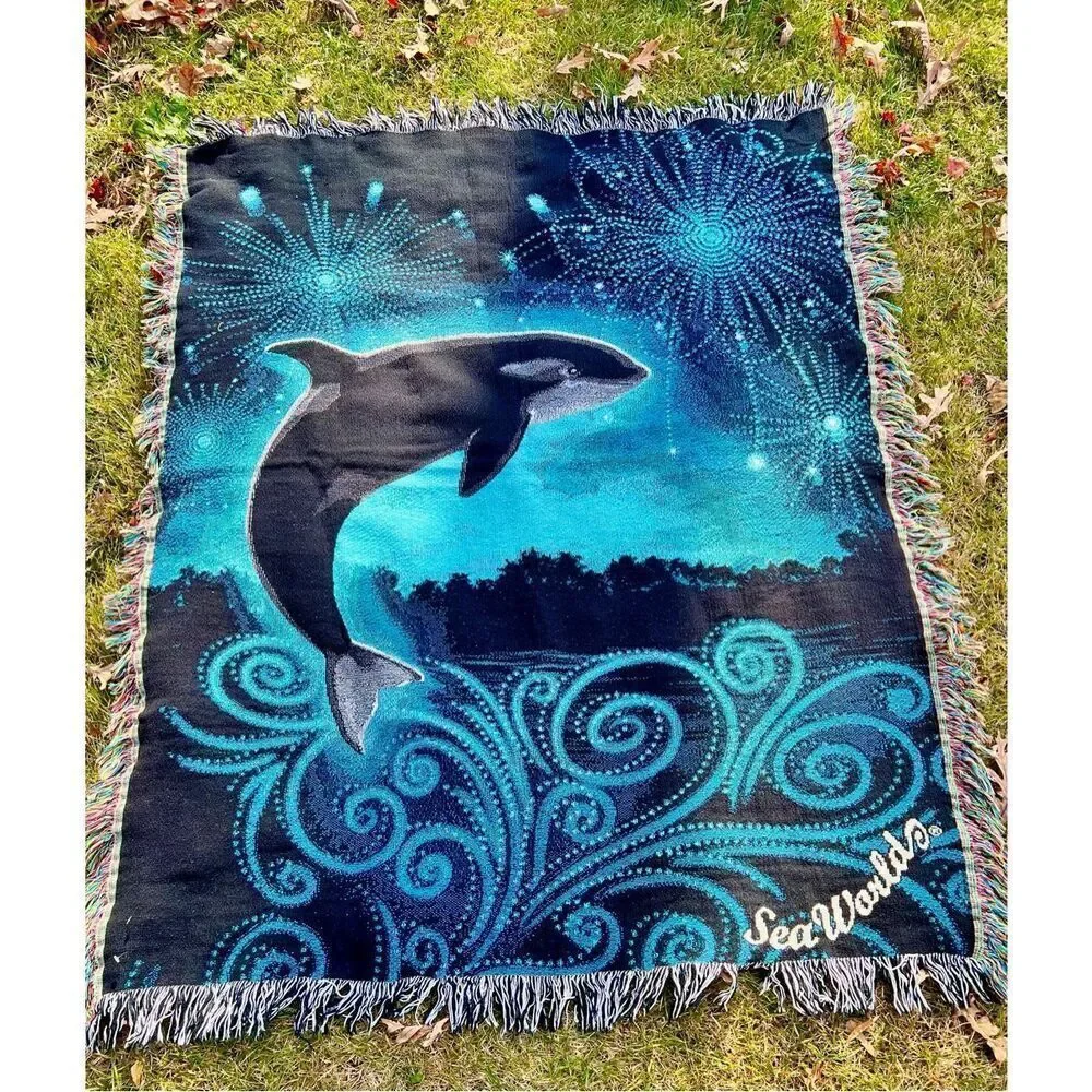 Sea World Shamu Killer Whale Wall Hanging Lap Throw Blanket 45 X 60